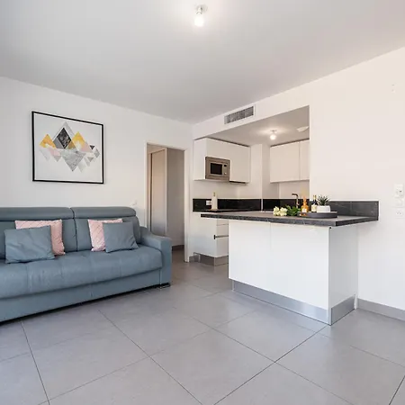 Le Cap Riviera مينتون