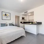Le Cap Riviera Апартаменти